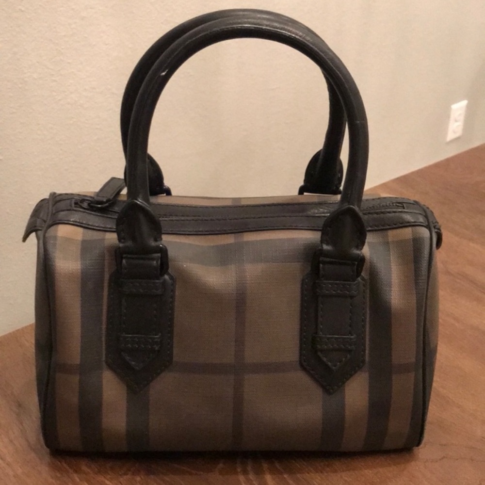Authentic Burberry Nova Checked Small Bag - image 5